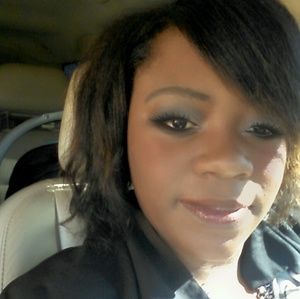 Meet your Posher, Latoya